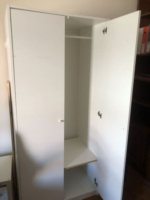 Armário de roupa Kleppstad