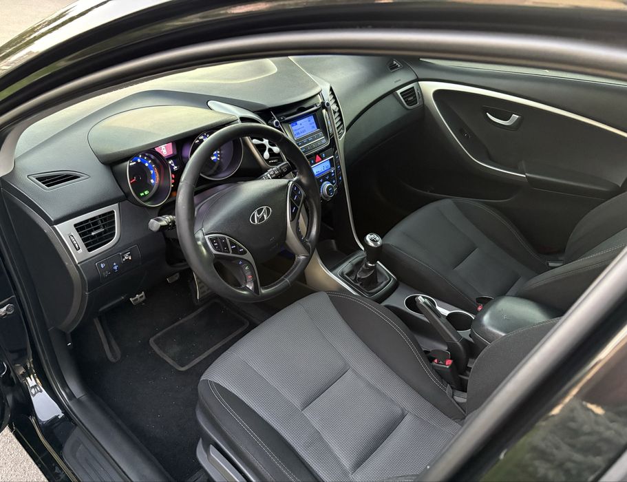 Hyundai i30 1.6MPI Дуже Гарна Офіціал!