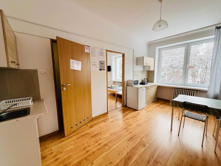 Pokoje do wynajęcia Pionki, Pokoje z kuchnią i łazienką, Nocleg