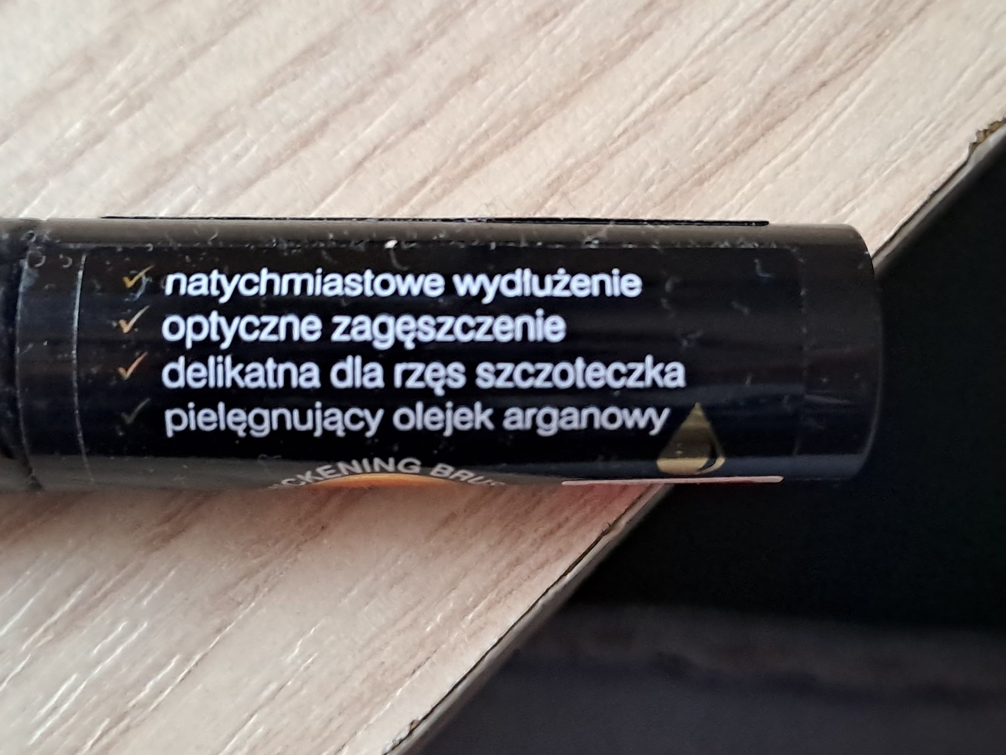 Tusz do rzęs eveline cosmetics