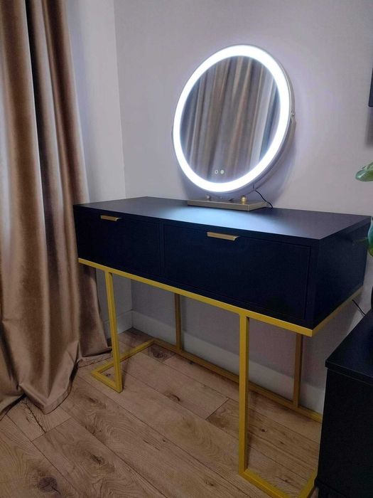 Konsole Biurka  Regały Wieszaki Szafki Nocne Loft Industrial