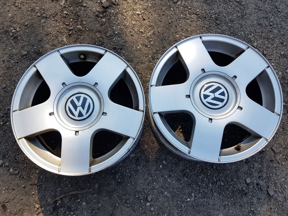 2x Felga aluminiowa 15 VW Golf IV Bora Polo New Beetle 5x100 ET38