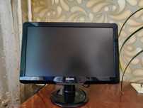 Монитор Philips 1366 x 769