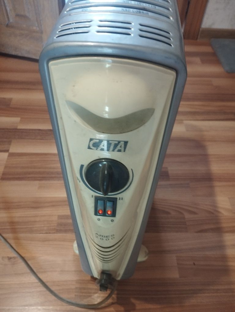 Обогреватель масляный Cata, 2000W, 9 секций.