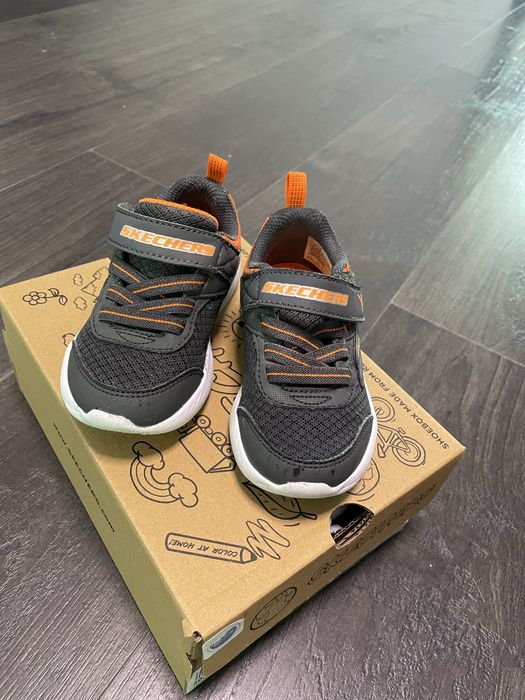 Дитячяче взуття /кросівки хлопчик /дівчинка 23 розмір