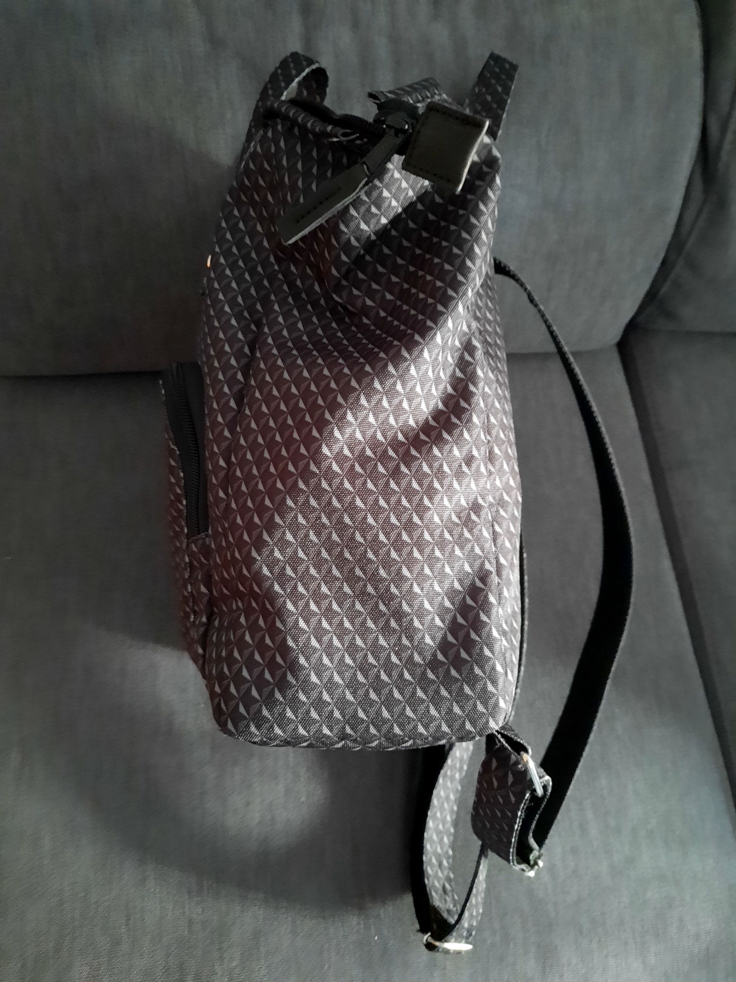 Mochila feminina