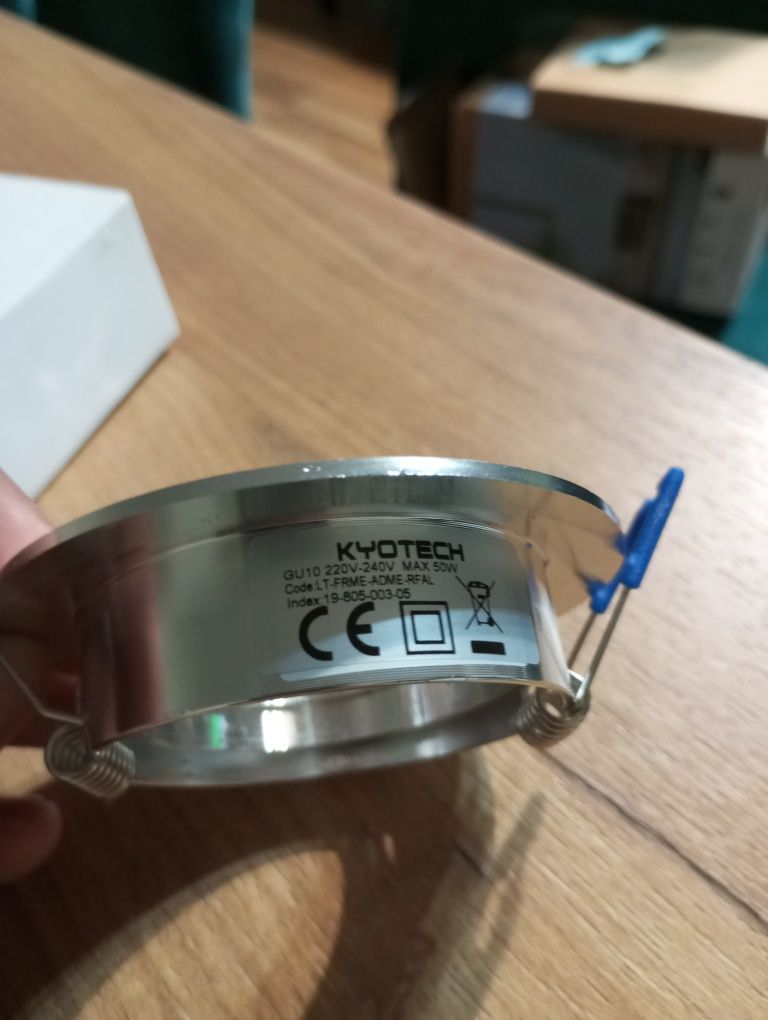 Regulowana oprawa LED