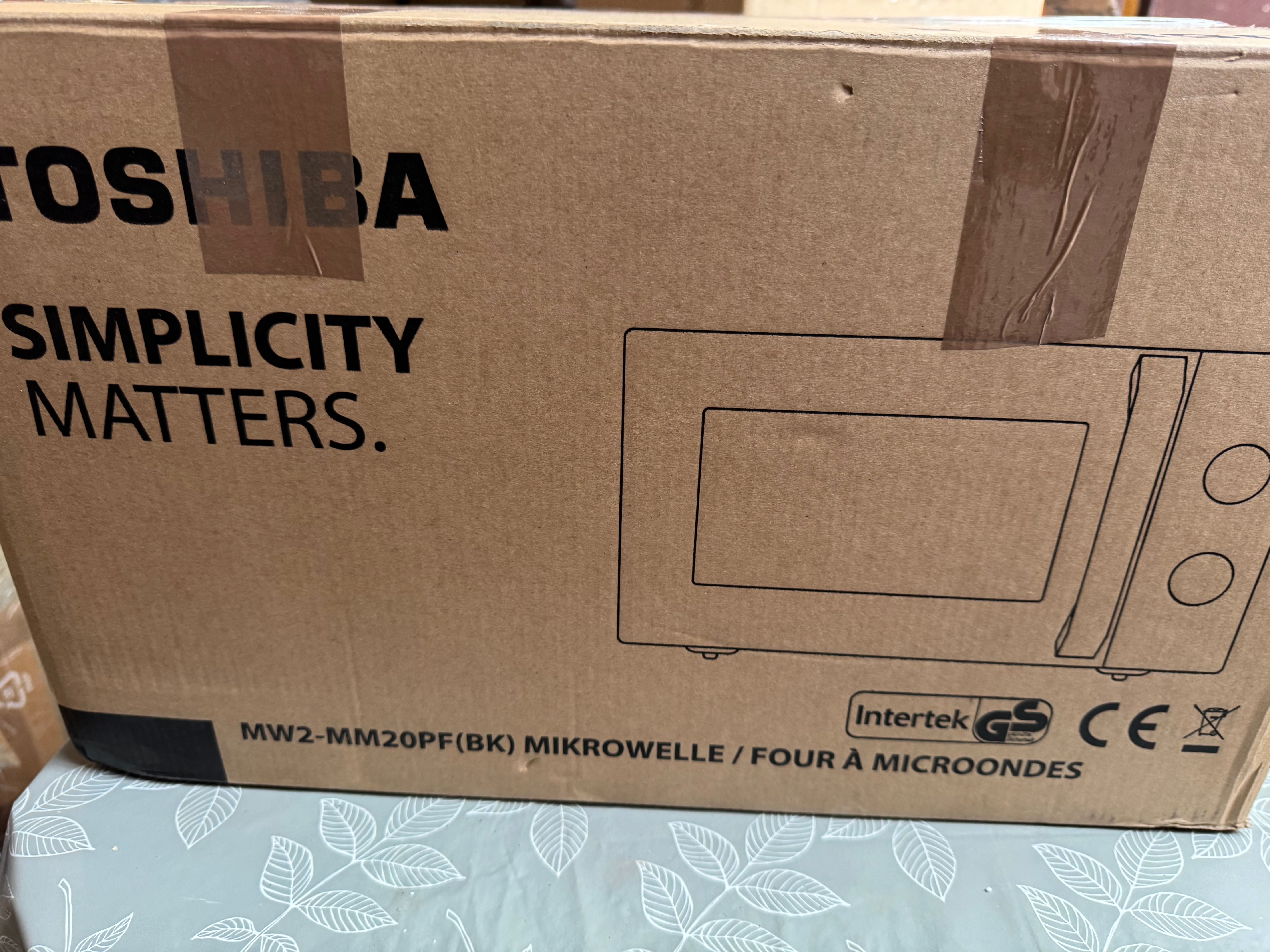 Kuchenka mikrofalowa Toschiba nowa