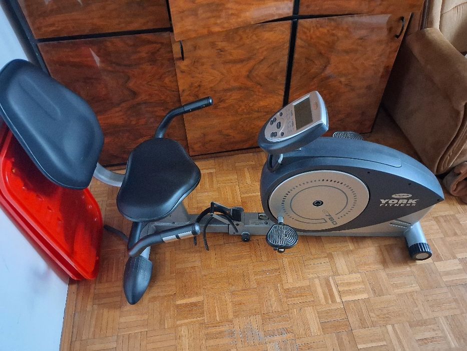 Rower treningowy poziomy York C760