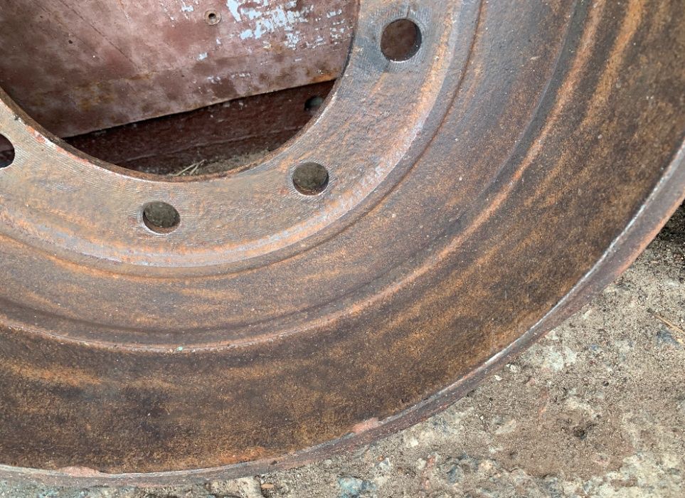 Диски колёс ( тормозные ) 2 ПТС 4 ( тракторный прицеп )