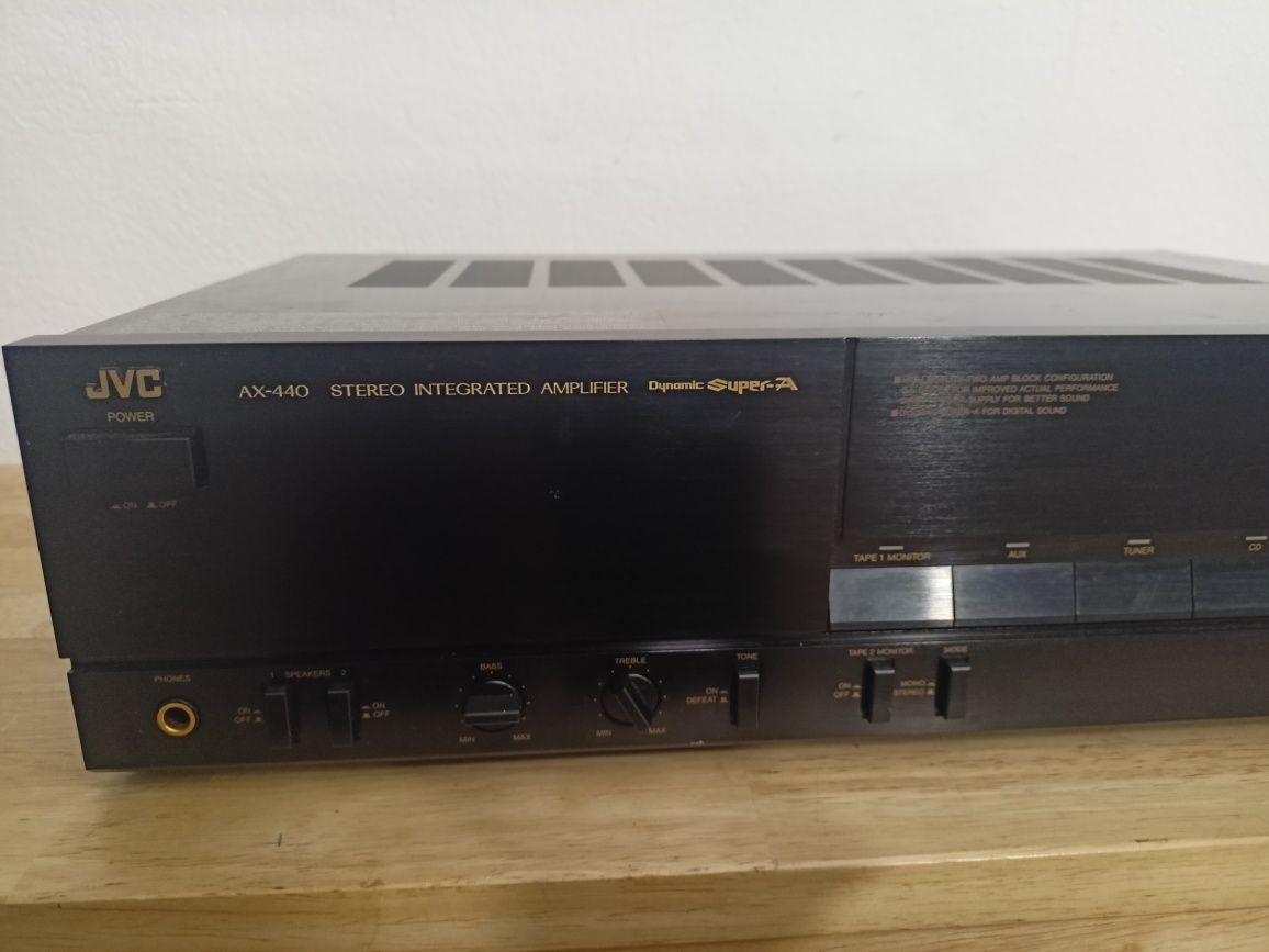 Wzmacniacz JVS-AX 440BK.