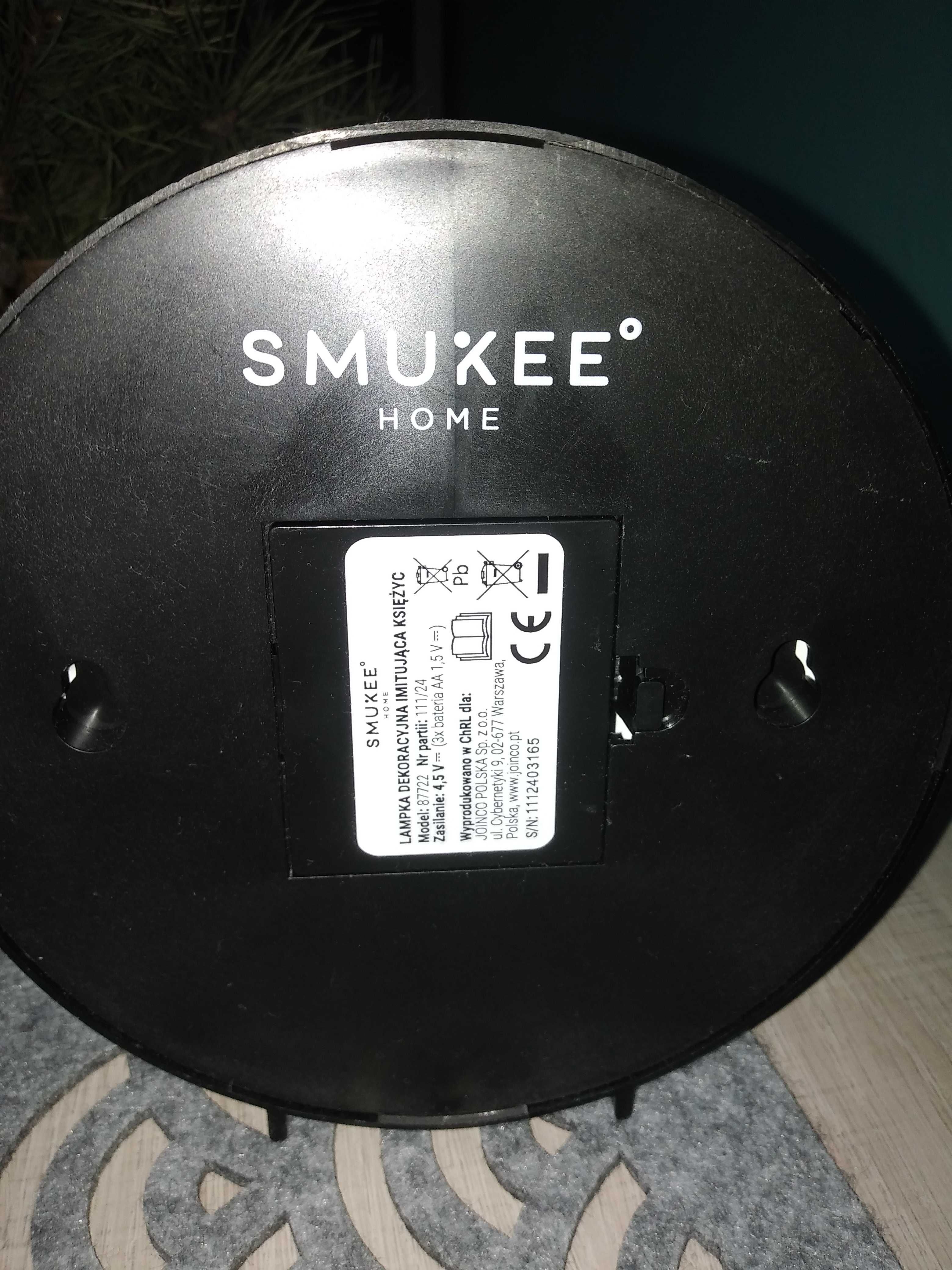 Lampka dekoracyjna księżyc