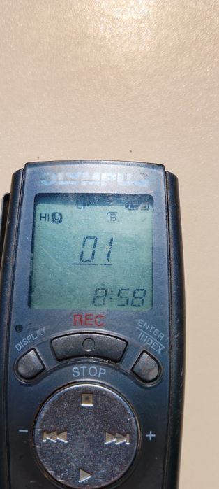 Цифровой диктофон Olimpus vn-240pc