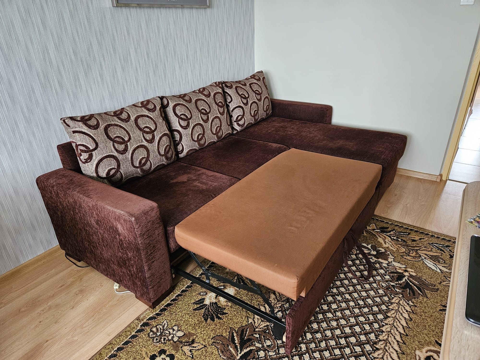 Rogówka + fotel + dywan