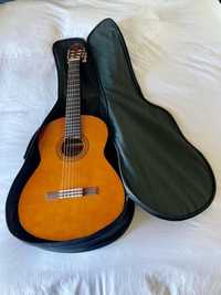 Yamaha C40 beginner classical guitar