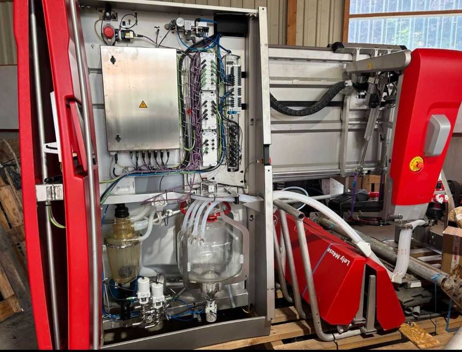 Robot udojowy Lely A5 2019 kompletny zestaw