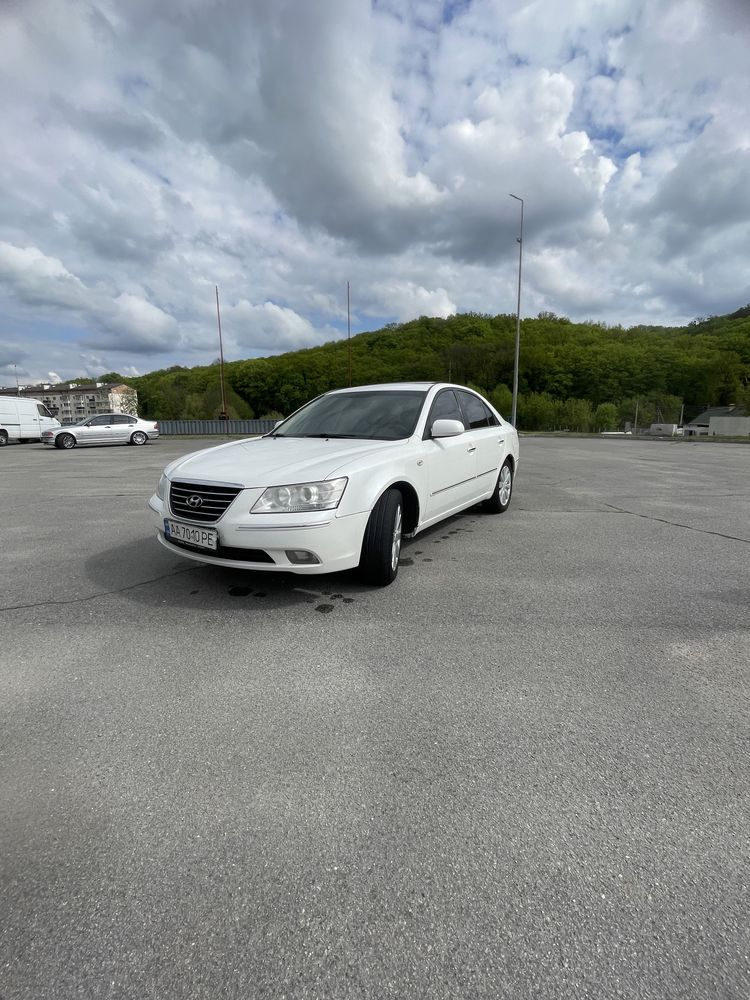 Hyundai sonata 2.4 gaz avtomat