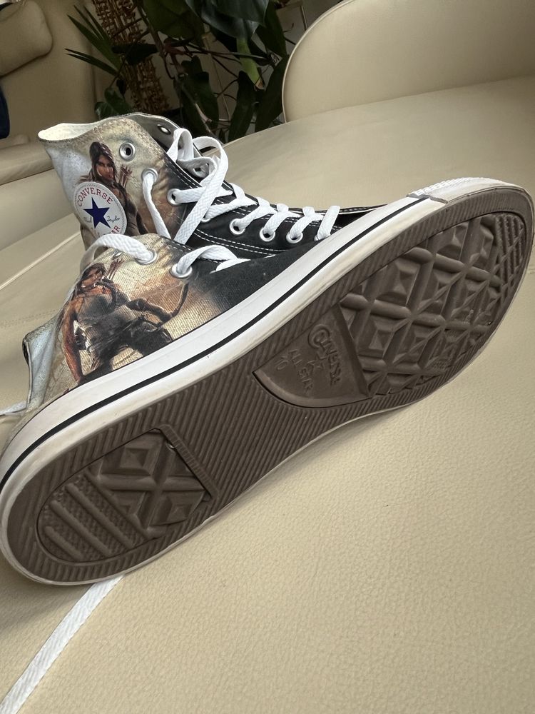 Converse all stars Tomb Rider