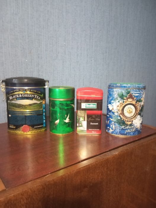 Коробка жестяна для чаю