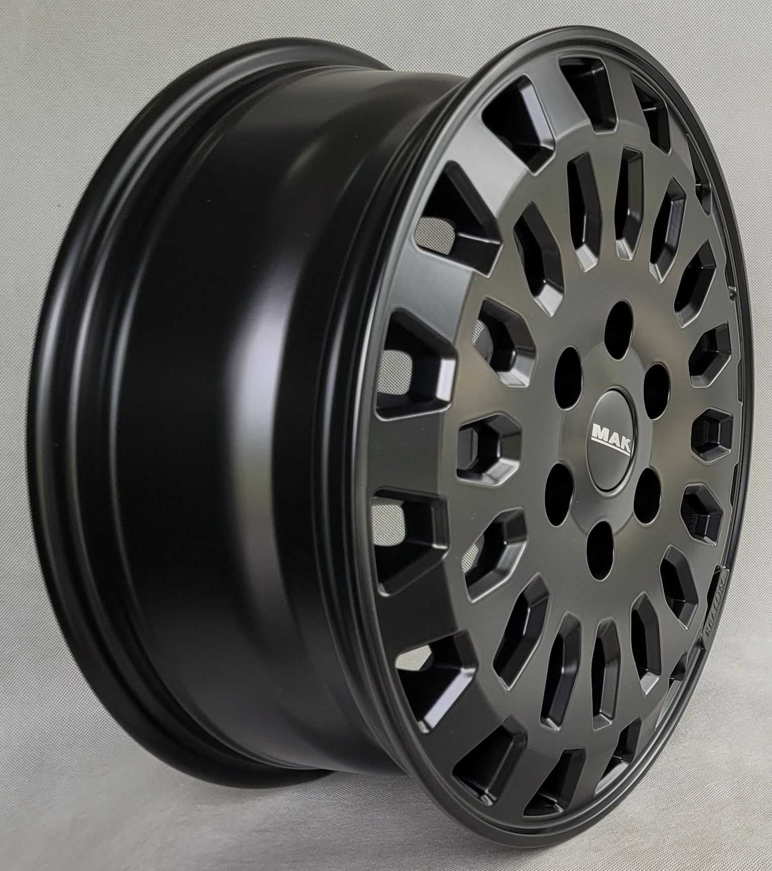Felgi 17 6x120 Ford Tourneo Custom Ford Transit Custom V710 NRN MAK