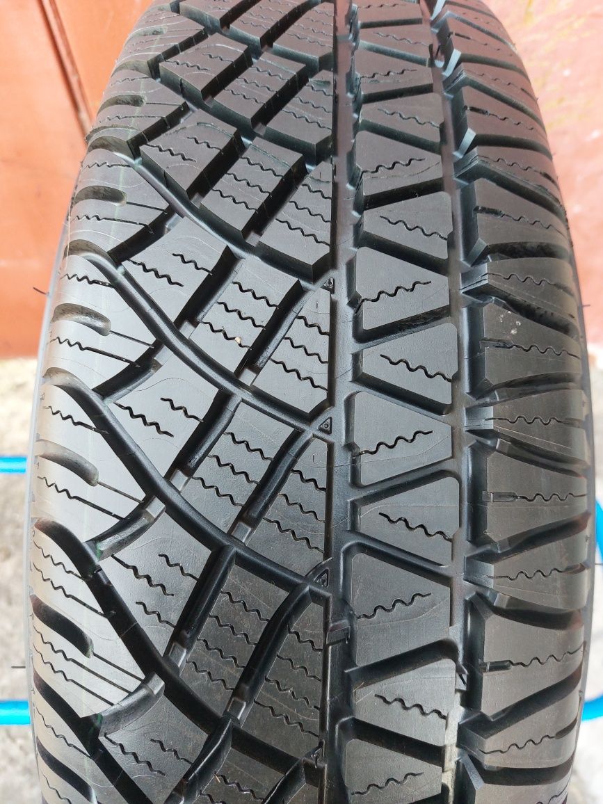 225/75/15 R15 Michelin Latitude Cross 1шт шини