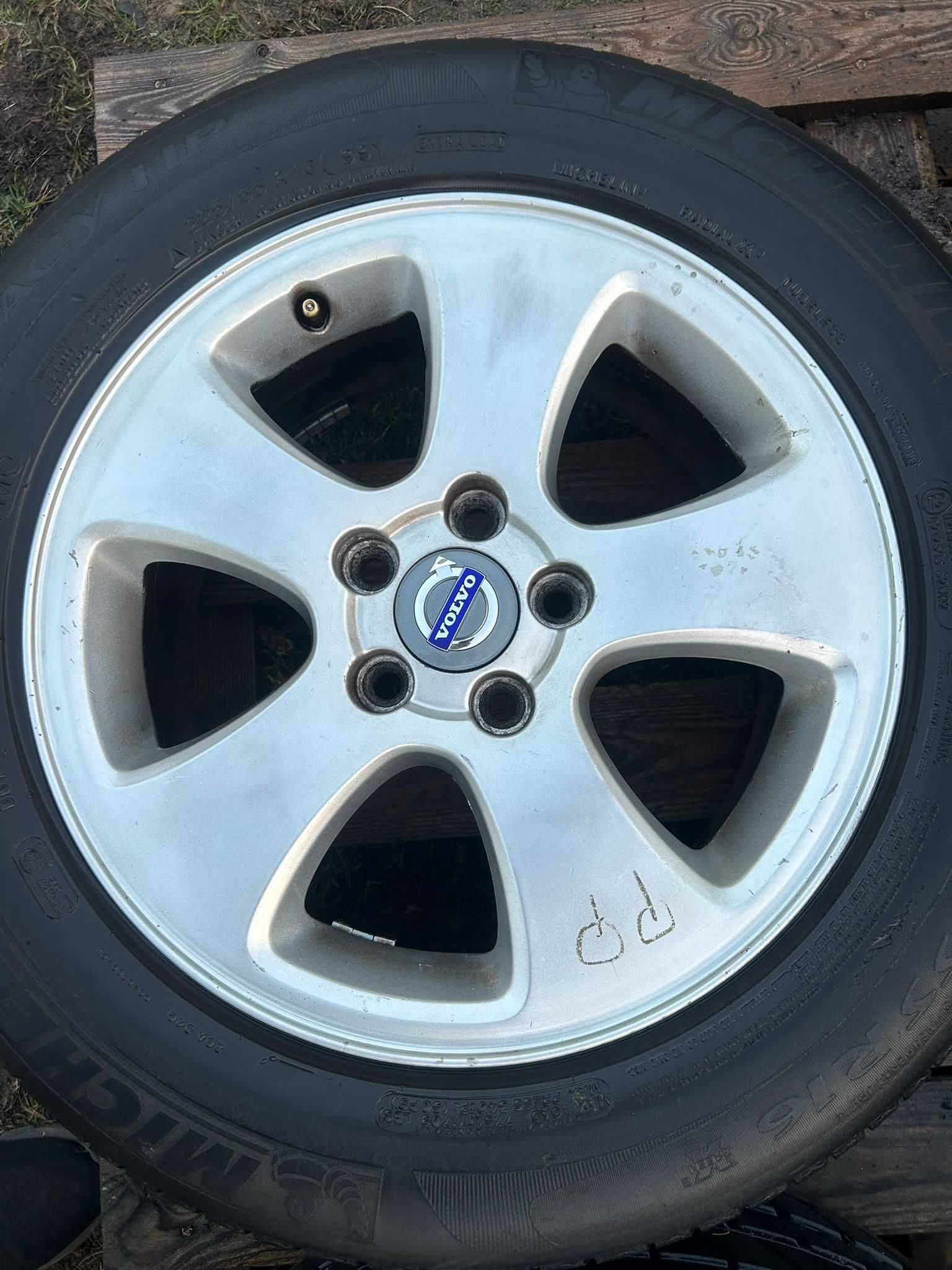 Felgi z oponami Volvo 16" 5x108