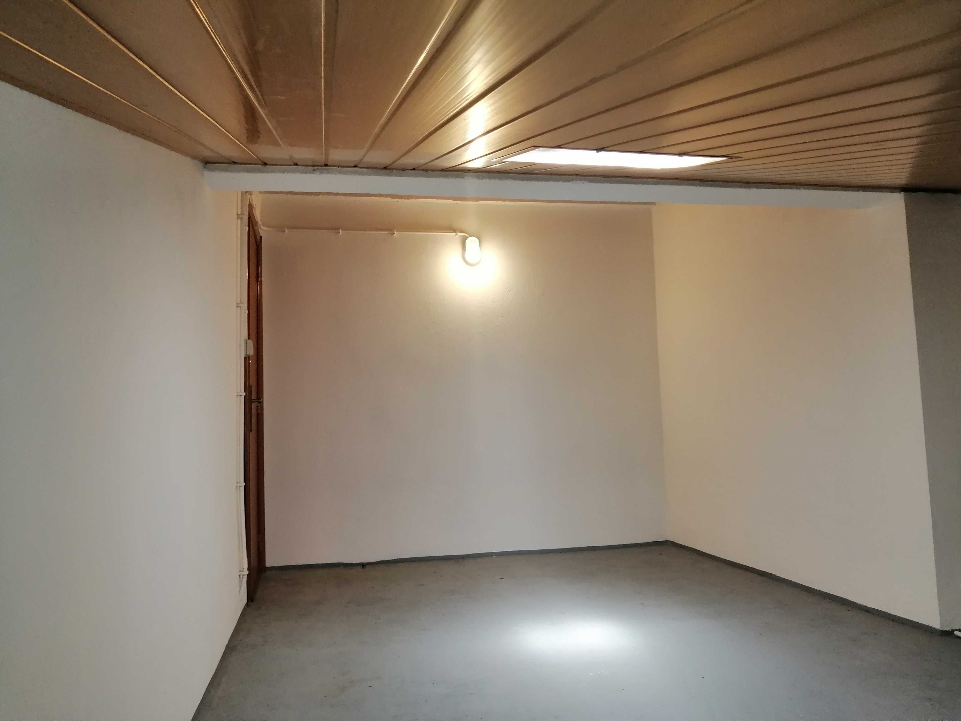 Apartamento T3 localizado numa zona tranquila da cidade de Pombal.