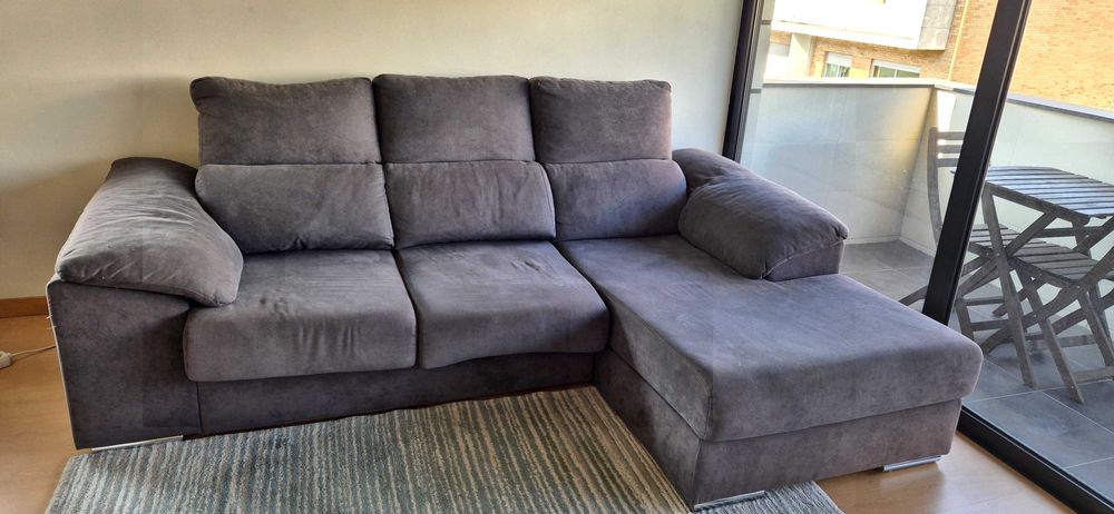 Sofá retrátil com chaise longue - usado