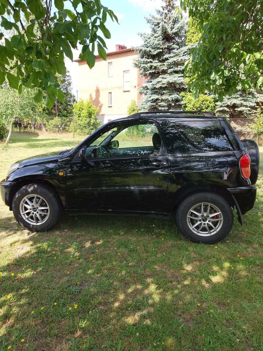 Toyota RAV4 Benzyna