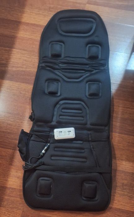 Mata samochodowa masującą