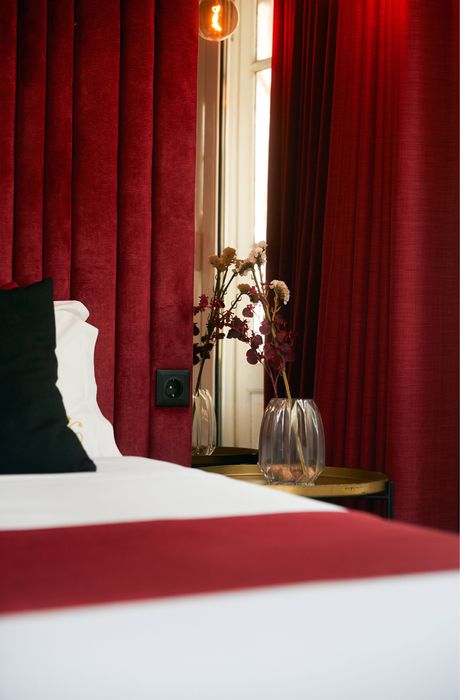 Vendo prédio com 3 apartamentos em Guimaraes completamente renovados