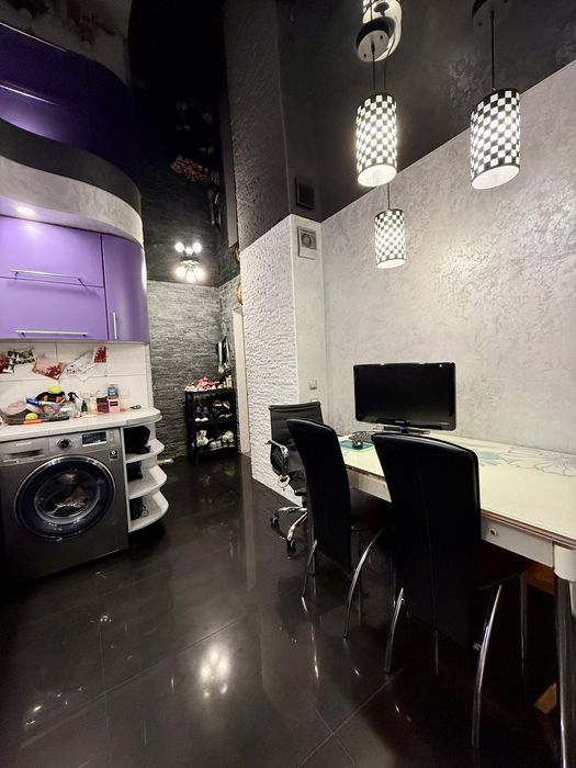 Продажа 3 ком. 10 мкрн. Левый берег