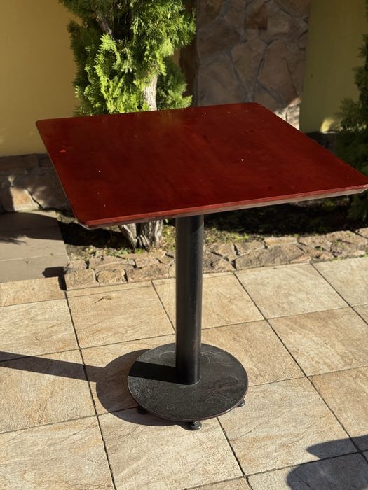 Столы массив дерева для кафе и ресторанов.