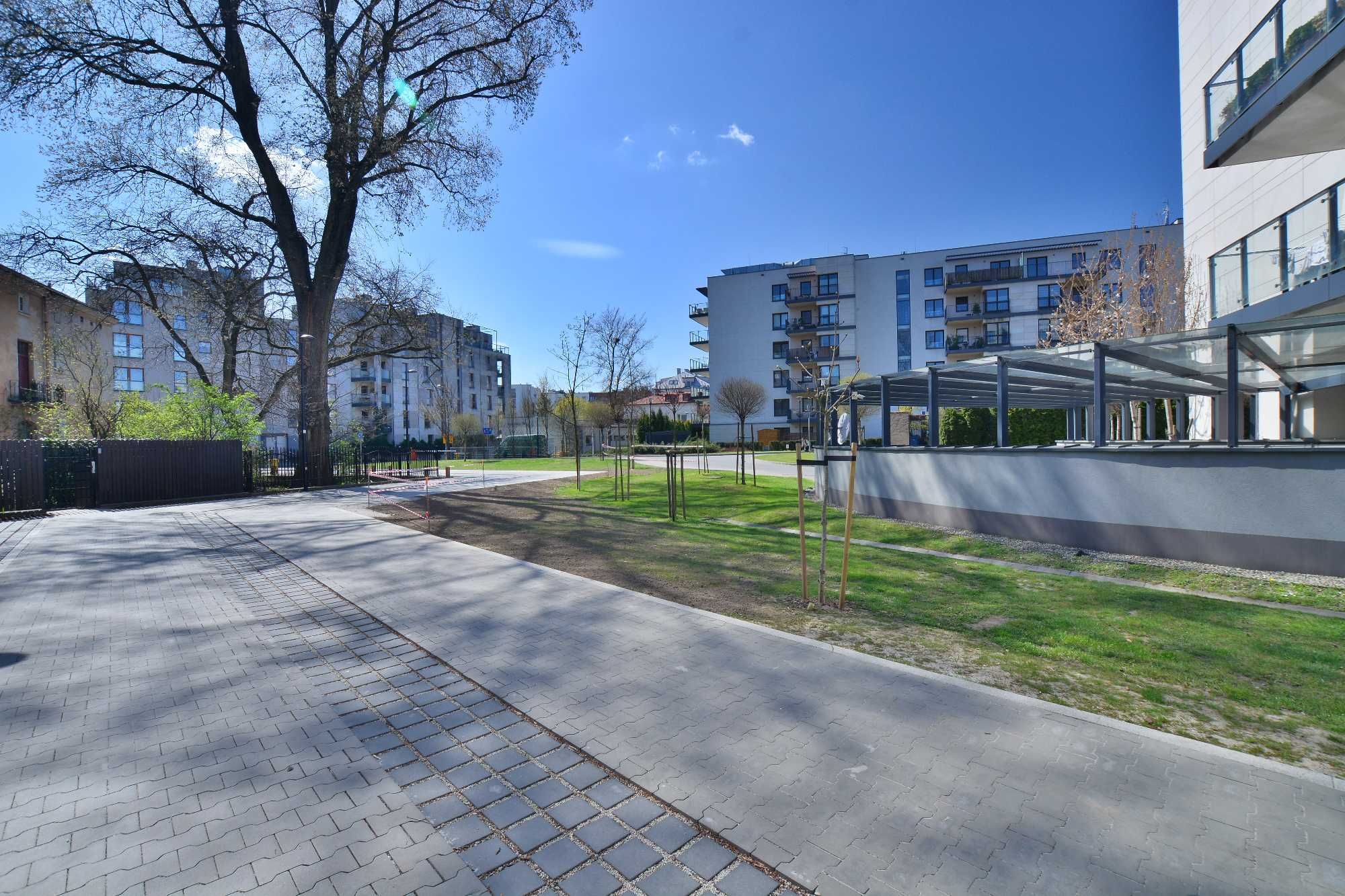 Apartament z JACUZZI  na doby w Krakowie - 1km-KAZIMIERZ, 2 km- RYNEK