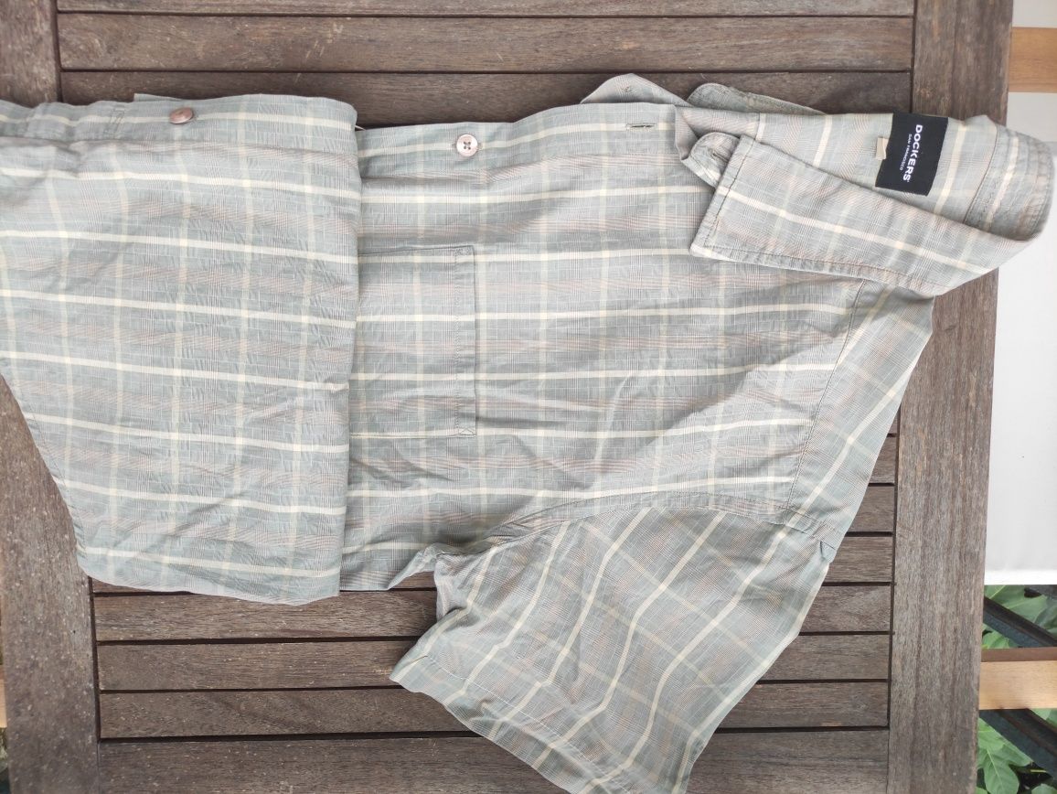 G Galli / Dunil  / Emídio Tucci / Dockers / M Dutti