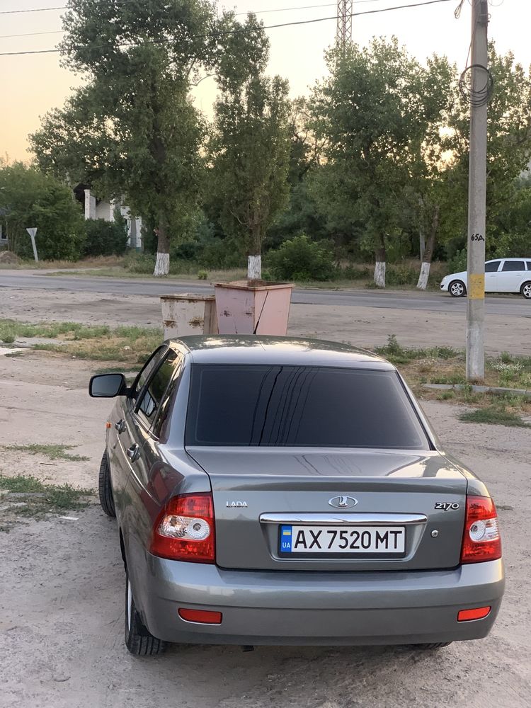 Лада Приора.    2170