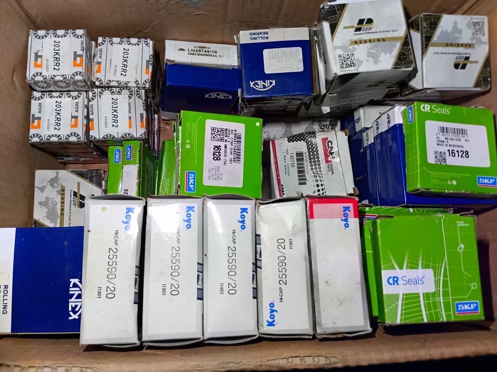 РОЗПРОДАЖ підшипників та сальників для сільгосптехніки