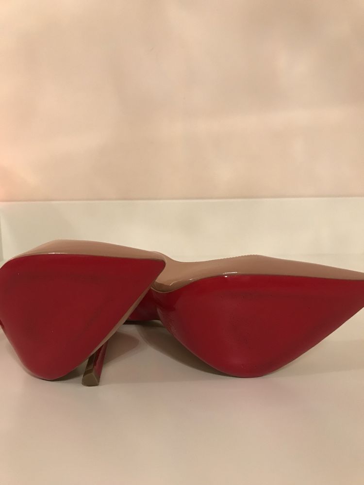 Beżowe szpilki Christian Louboutin Pigalle rozmiar 37,5 [nowe]