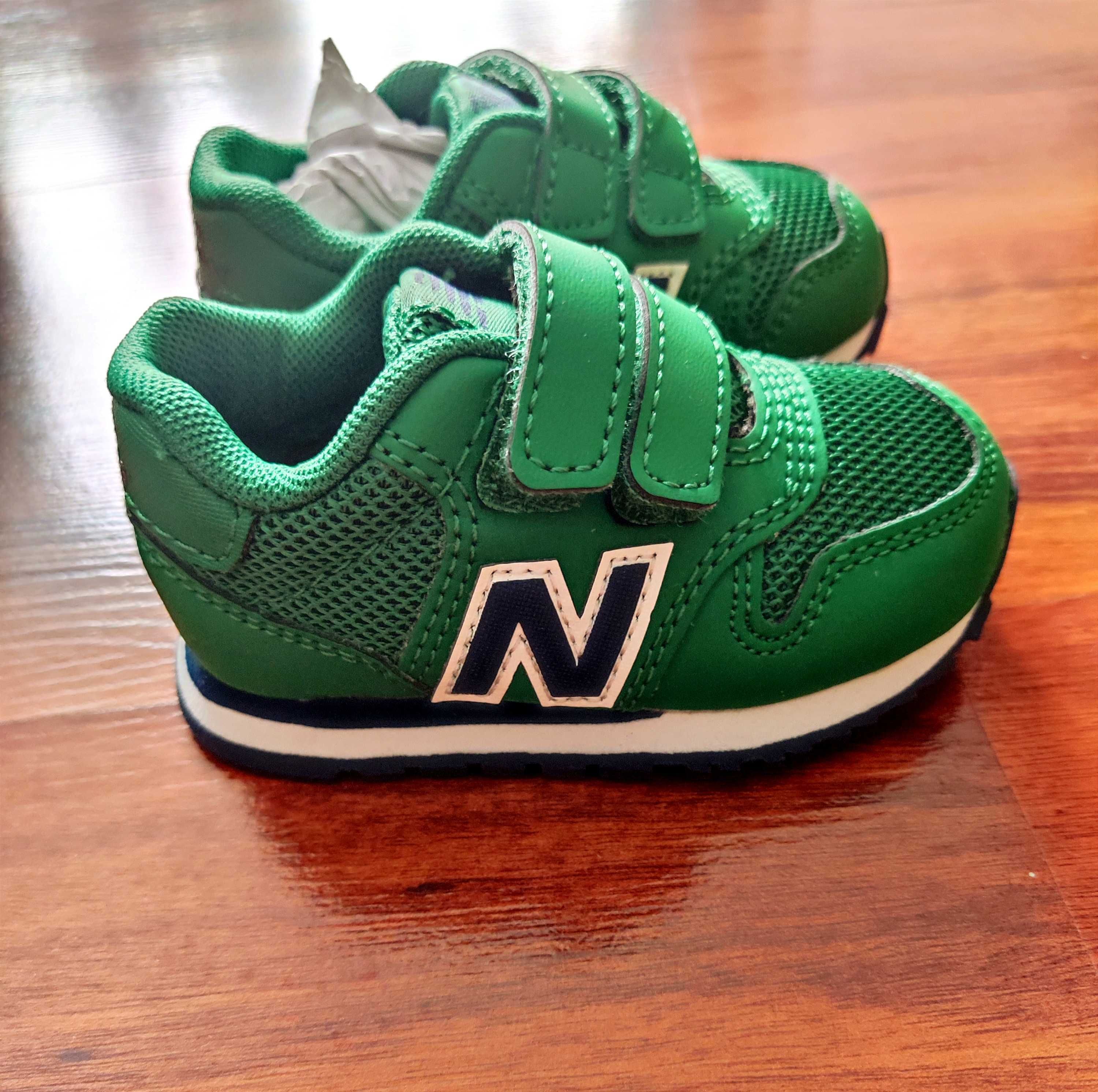 Nowe buty New Balance r. 18,5 - długość 10 cm