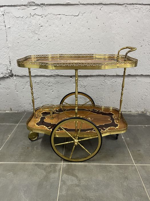 Столик-возик сервірувальний