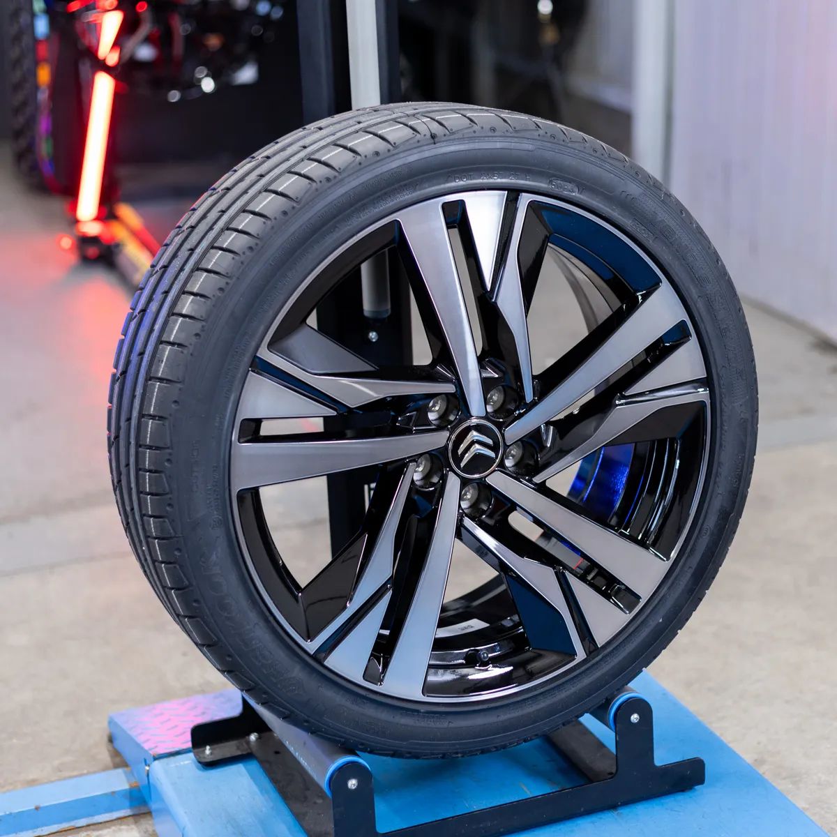 NOWE ORYGINALNE Felgi Koła Citroen 19 DS4 DS7 DS9 C4 SpaceTourer C5 C6
