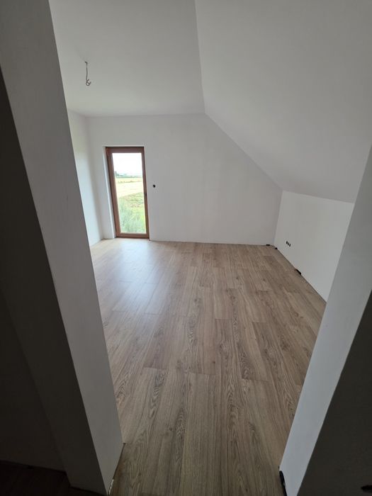 Usługi Remontowe Mieszkań - domów-lokali- strychów-poddaszy