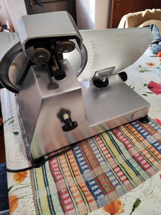 Fiambreira profissional