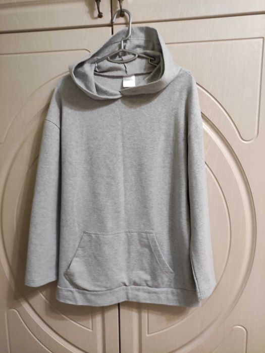 чоловічий світшот з капюшоном на р46-48/L