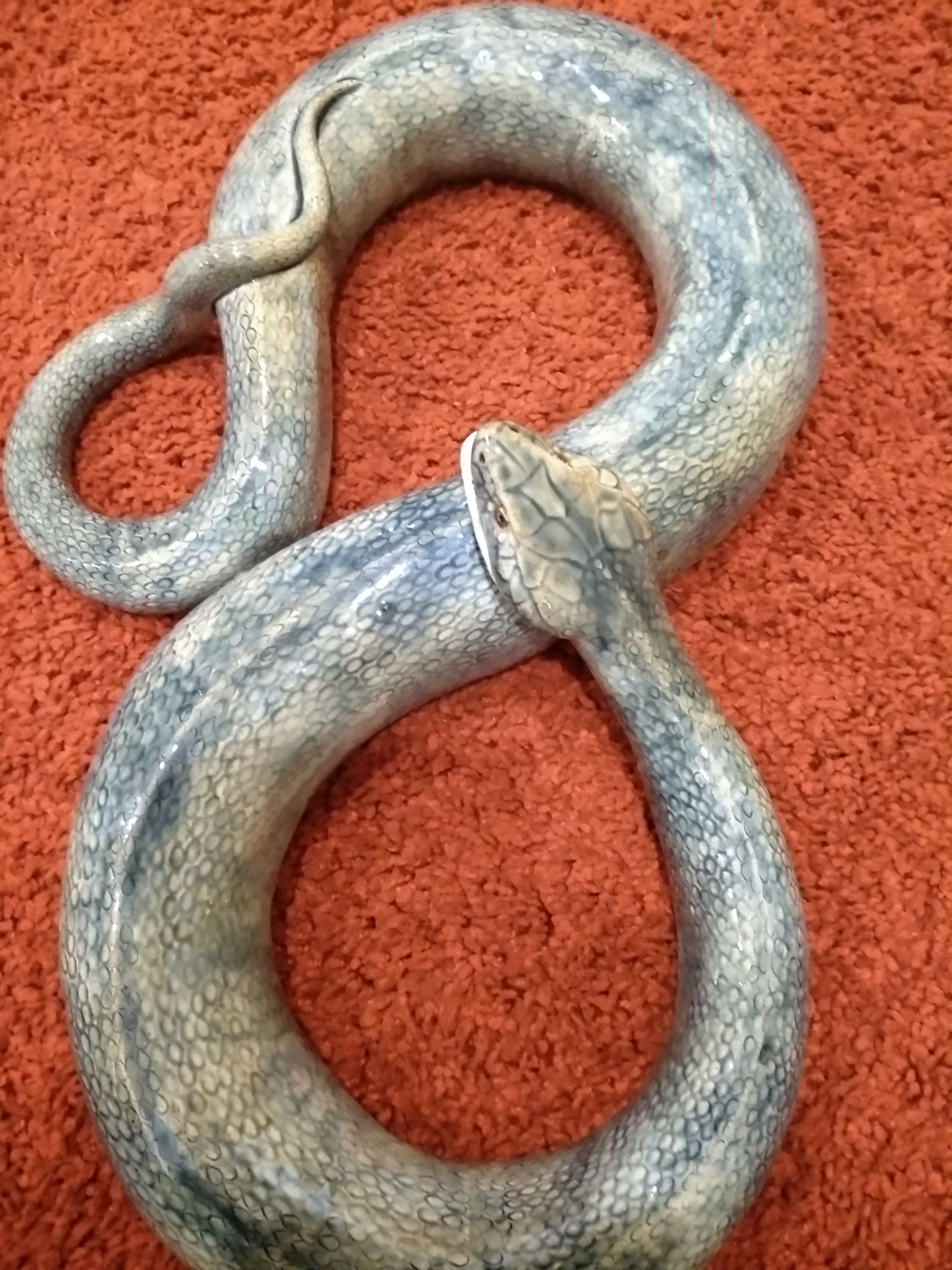 Cobra em porcelana, antiguidade decorativa