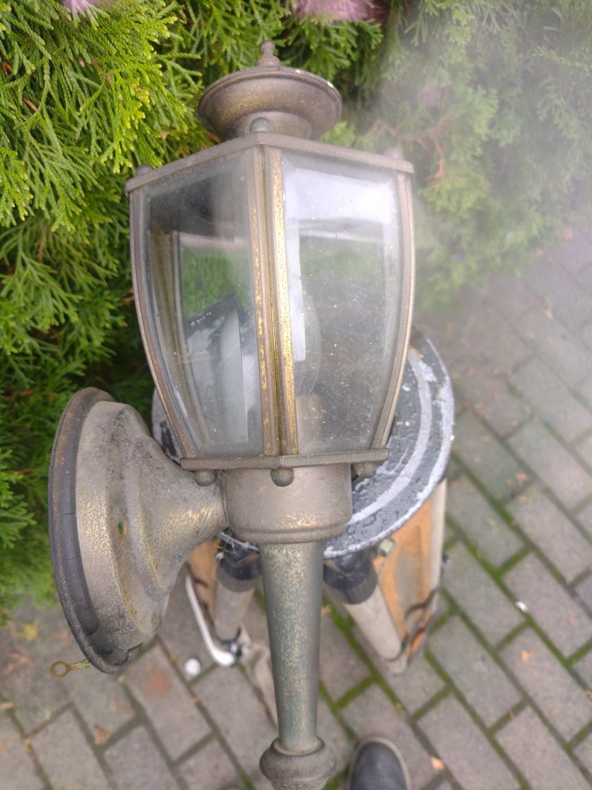 Stara lampa elektryczna