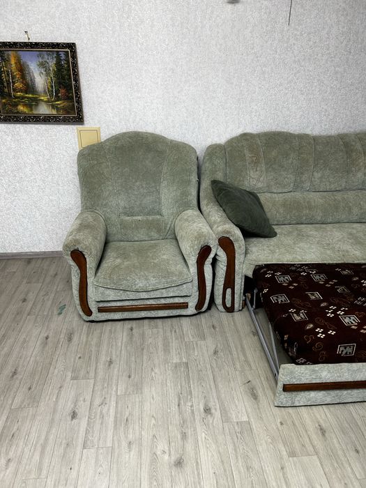 Диван кутовий з кріслом