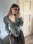 Satynowa bluzka Missguided S 36