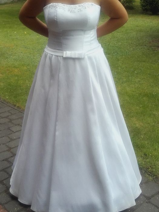 Suknia ślubna biała + welon