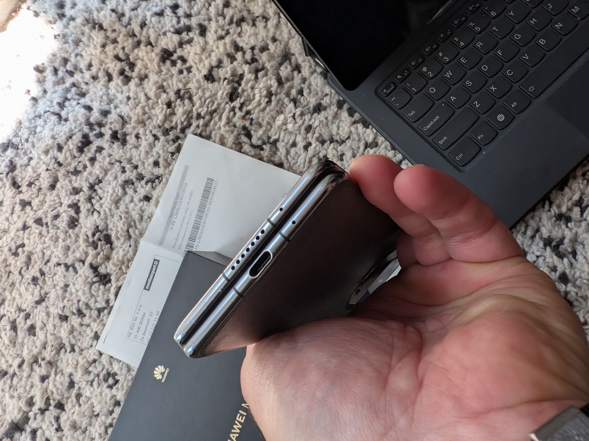 Huawei mate x3 używany na gwarancji